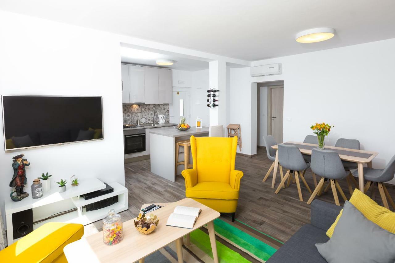Villa Pergola-Apartment Toni Mlini Luaran gambar
