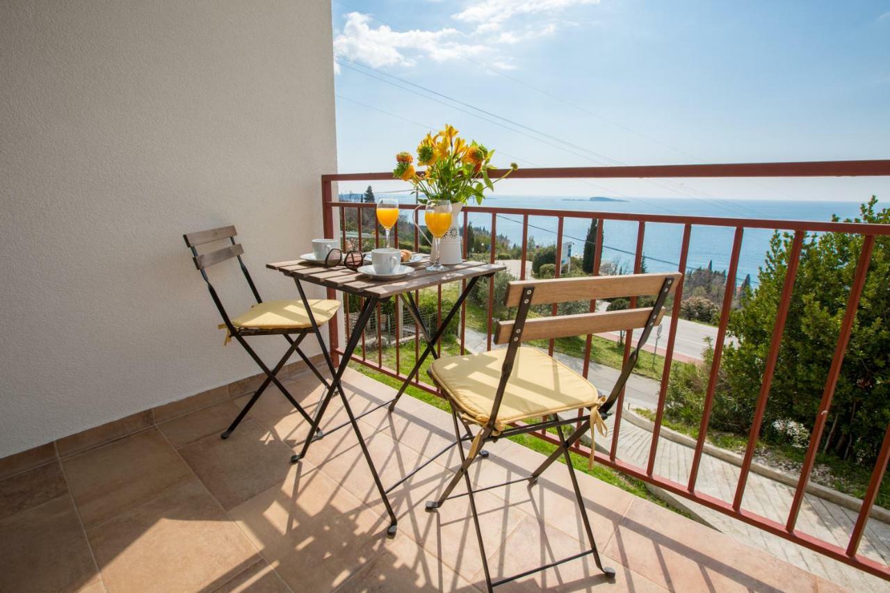 Villa Pergola-Apartment Toni Mlini Luaran gambar